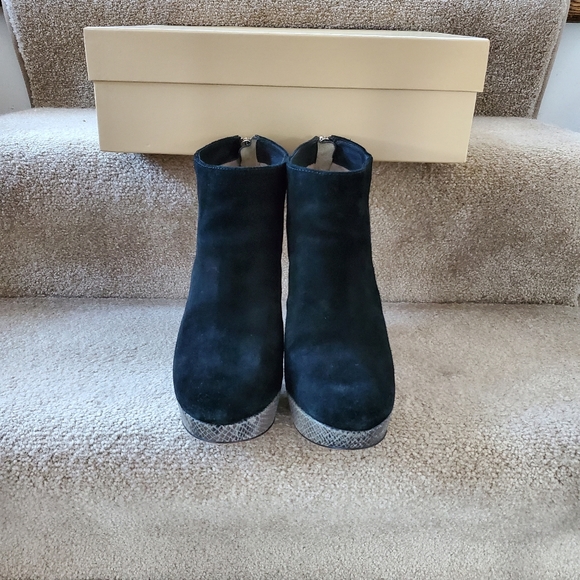 Michael Kors Lesly Suede Bootie - Picture 6 of 6